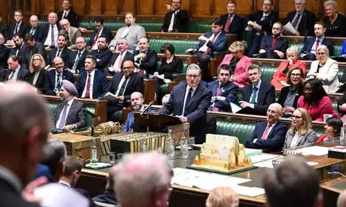 Keir Starmer पर दबाव, मैंडेलसन के एपस्टीन संबंधों की जांच शुरू