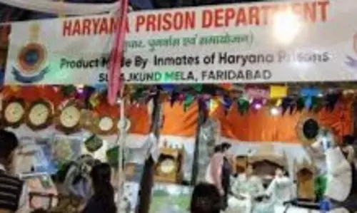 Chandigarh: सूरजकुंड में कैदियों की क्रिएटिविटी, उत्पादों ने मचाई धूम Chandigarh: सूरजकुंड में कैदियों की क्रिएटिविटी, उत्पादों ने मचाई धूम