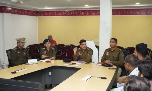 संवाद से समाधान अभियान: पुलिस की होटल, ढाबा, लॉज व बार संचालकों के साथ बैठक