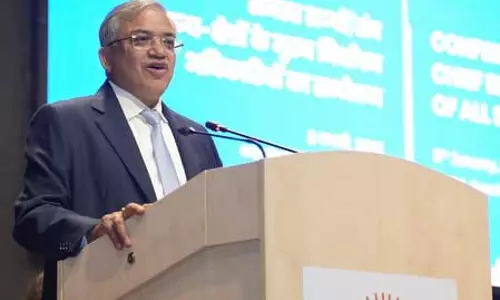 ईसीआई 24 फरवरी को राज्य चुनाव आयुक्तों का राष्ट्रीय सम्मेलन आयोजित करेगा ईसीआई 24 फरवरी को राज्य चुनाव आयुक्तों का राष्ट्रीय सम्मेलन आयोजित करेगा