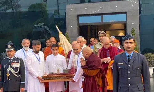 देवनीमोरी बुद्ध अवशेषों की प्रदर्शनी भारत-श्रीलंका के आध्यात्मिक संबंधों को करेगी उजागर देवनीमोरी बुद्ध अवशेषों की प्रदर्शनी भारत-श्रीलंका के आध्यात्मिक संबंधों को करेगी उजागर