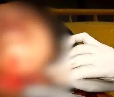 कपल के बीच खूनी खेल, एक की दर्दनाक मौत कपल के बीच खूनी खेल, एक की दर्दनाक मौत