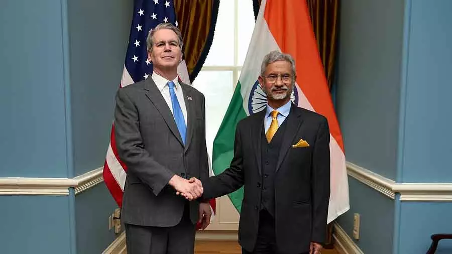 विदेश मंत्री ने US ट्रेजरी सेक्रेटरी बेसेंट से मुलाकात की विदेश मंत्री ने US ट्रेजरी सेक्रेटरी बेसेंट से मुलाकात की