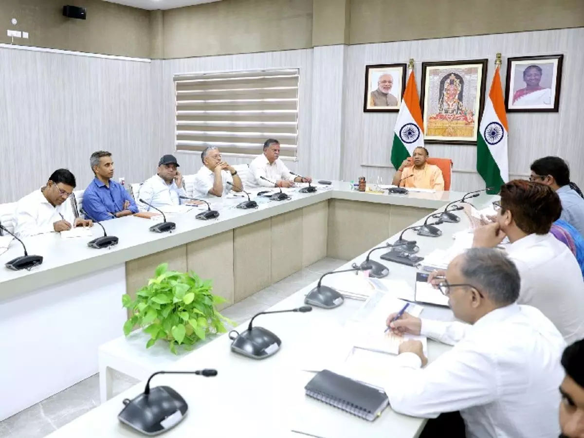 Lucknow: लंबित आवास मामलों के निस्तारण के आदेश Lucknow: लंबित आवास मामलों के निस्तारण के आदेश
