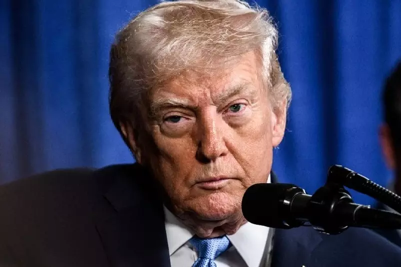 Trump ने फंडिंग पैकेज पर साइन किए, जिससे सरकार का संक्षिप्त आंशिक शटडाउन खत्म हो गया Trump ने फंडिंग पैकेज पर साइन किए, जिससे सरकार का संक्षिप्त आंशिक शटडाउन खत्म हो गया