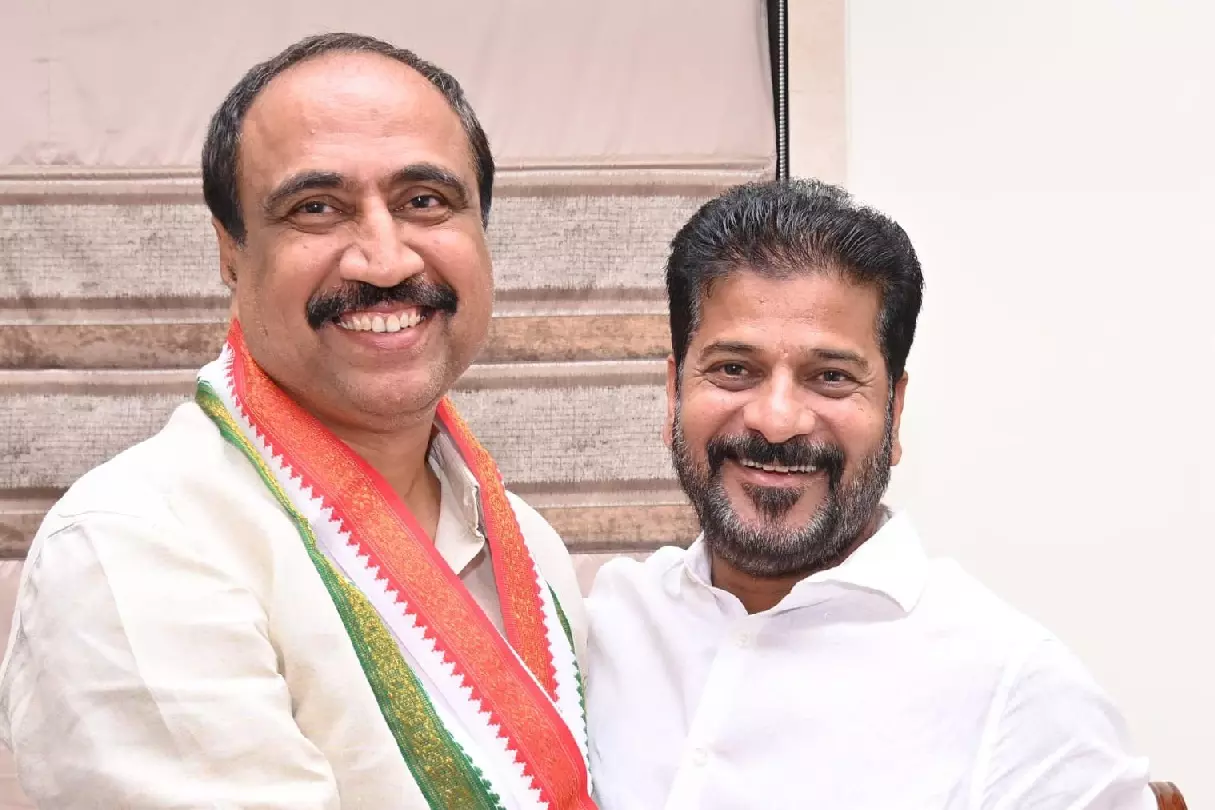 Telangana स्पीकर ने एक और BRS विधायक को अयोग्य ठहराने की याचिका खारिज की Telangana स्पीकर ने एक और BRS विधायक को अयोग्य ठहराने की याचिका खारिज की
