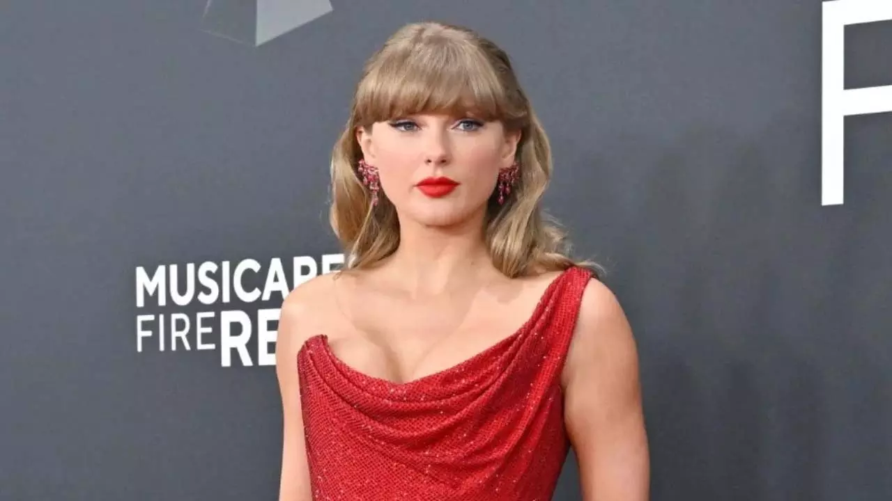 क्या Taylor Swift चुपके से ग्रैमी अवॉर्ड्स में पहुंचीं? क्या Taylor Swift चुपके से ग्रैमी अवॉर्ड्स में पहुंचीं?