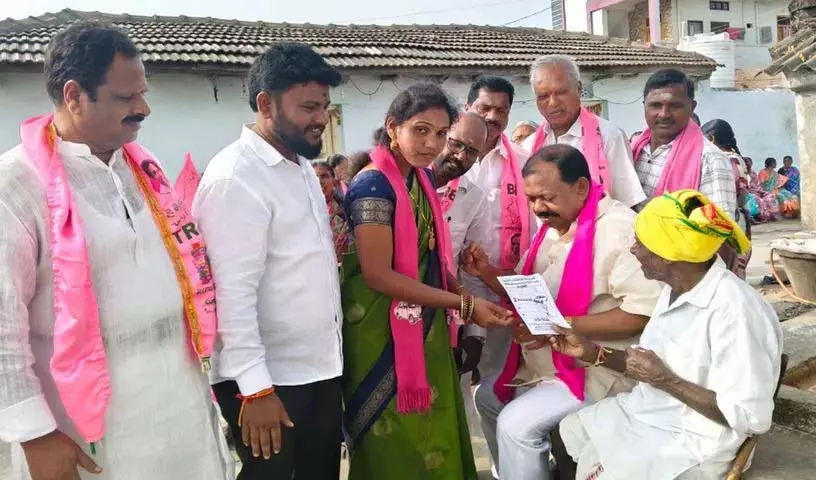 BRS के क्यामा मल्लेश को नगर पालिका चुनावों में जीत का भरोसा BRS के क्यामा मल्लेश को नगर पालिका चुनावों में जीत का भरोसा