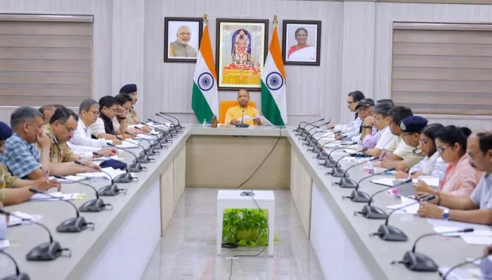 Lucknow: आवास विवाद निपटाने को सीएम सख्त Lucknow: आवास विवाद निपटाने को सीएम सख्त
