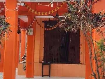 Barabanki: मंदिर चोरी मामले में जांच तेज Barabanki: मंदिर चोरी मामले में जांच तेज