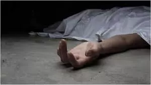 Orai: तेज कार नहर में गिरी, दो की मौत Orai: तेज कार नहर में गिरी, दो की मौत