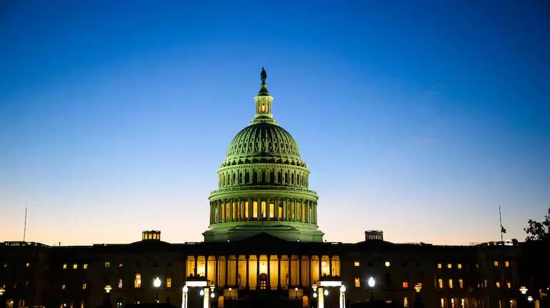 US नागरिकों ने फेडरल एजेंटों के साथ अपने अनुभवों को शेयर किया US नागरिकों ने फेडरल एजेंटों के साथ अपने अनुभवों को शेयर किया
