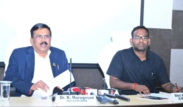 Odisha: जंगल की आग पर काबू पाने के लिए ड्रोन और AI कैमरे तैनात Odisha: जंगल की आग पर काबू पाने के लिए ड्रोन और AI कैमरे तैनात