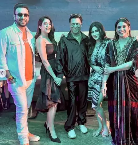 द वाइव्स की शूटिंग खत्म, सोनाली कुलकर्णी बोलीं- शानदार रहा सफर द वाइव्स की शूटिंग खत्म, सोनाली कुलकर्णी बोलीं- शानदार रहा सफर