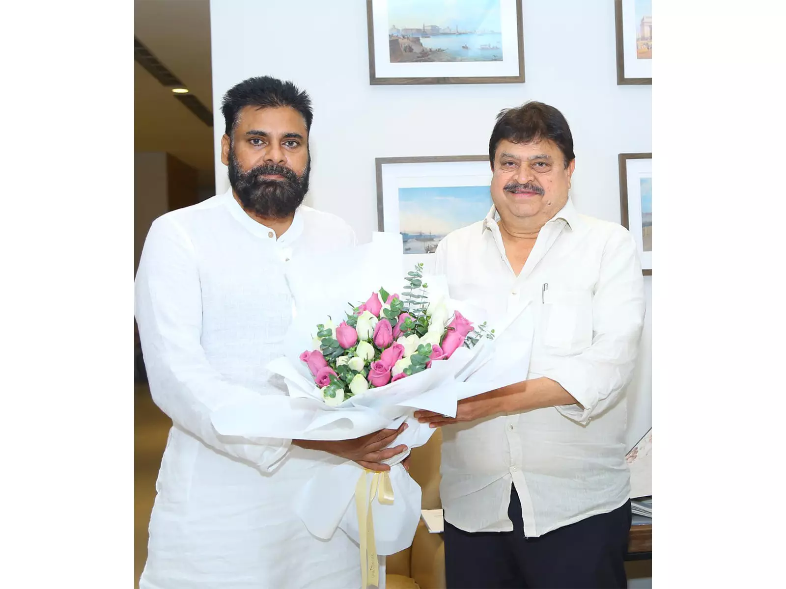 रामचंदर राव के मुताबिक, पवन कल्याण तेलंगाना नगर निगम चुनावों में BJP के लिए प्रचार करेंगे रामचंदर राव के मुताबिक, पवन कल्याण तेलंगाना नगर निगम चुनावों में BJP के लिए प्रचार करेंगे