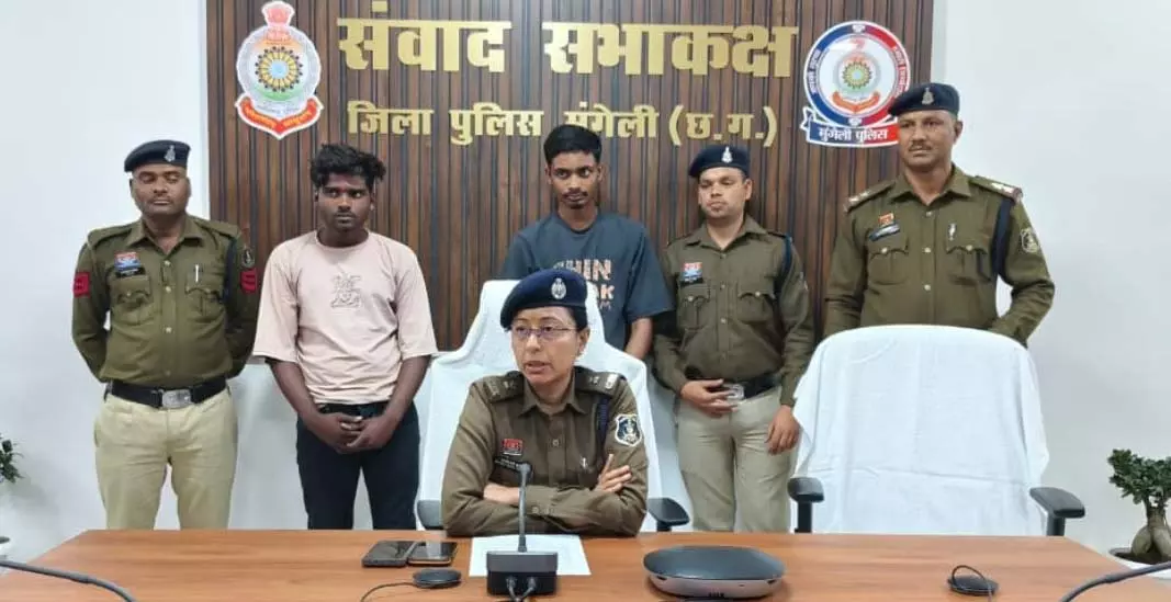 बहन से बातचीत की शंका में चाकू से हमला, दो आरोपी गिरफ्तार बहन से बातचीत की शंका में चाकू से हमला, दो आरोपी गिरफ्तार