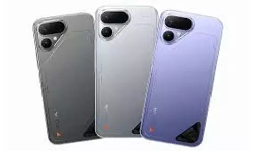 Tecno Pova Curve 2 5G: लॉन्च डेट हुई कंफर्म, 12GB रैम के साथ मचाएगा धमाल Tecno Pova Curve 2 5G: लॉन्च डेट हुई कंफर्म, 12GB रैम के साथ मचाएगा धमाल