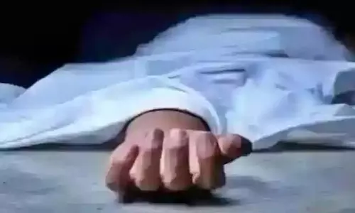 थाना परिसर में कांस्टेबल की लाश मिली, गर्दन में गोली मारने के निशान