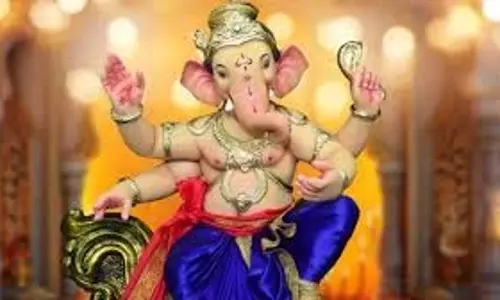 Sankashti Chaturthi Vrat Katha: फाल्गुन द्विजप्रिय संकष्टी चतुर्थी पर पढ़ें ये व्रत कथा, वरना अधूरी रहेगी पूजा Sankashti Chaturthi Vrat Katha: फाल्गुन द्विजप्रिय संकष्टी चतुर्थी पर पढ़ें ये व्रत कथा, वरना अधूरी रहेगी पूजा