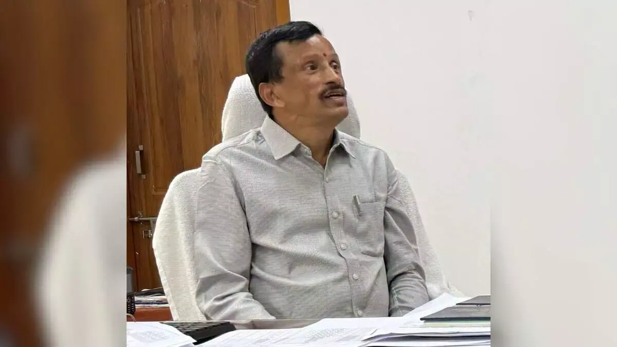 कुकटपल्ली के जीएचएमसी अधिकारी को 15 लाख रुपये की रिश्वत लेते पकड़ा गया