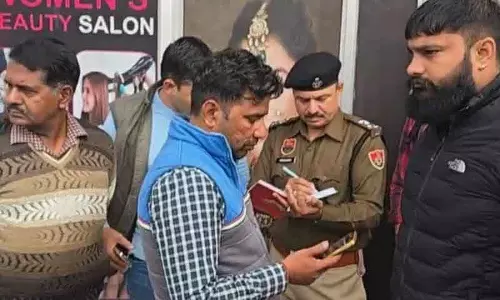 Karnal शहर में बिल्डिंग पर फायरिंग से दहशत फैल गई