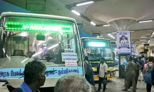 Tamil Nadu : वीकेंड की छुट्टियों के लिए 725 स्पेशल बसें Tamil Nadu : वीकेंड की छुट्टियों के लिए 725 स्पेशल बसें