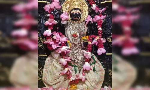 6 फरवरी का पंचांग: फाल्गुन कृष्ण की पंचमी तिथि, नोट कर लें शुभ-अशुभ समय 6 फरवरी का पंचांग: फाल्गुन कृष्ण की पंचमी तिथि, नोट कर लें शुभ-अशुभ समय