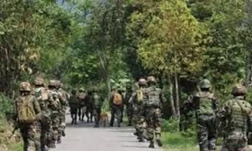 Jammu-Kashmir:सेना का ताबड़तोड़ ऑपरेशन जारी, गोलियों से भुना एक आतंकी