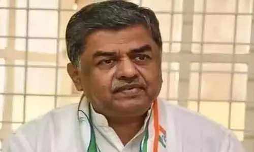 भारत का दुश्मन पाकिस्तान नहीं, बल्कि चीन है: कांग्रेस MLC हरिप्रसाद भारत का दुश्मन पाकिस्तान नहीं, बल्कि चीन है: कांग्रेस MLC हरिप्रसाद