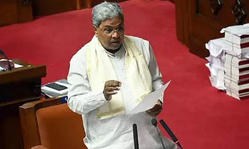 संसद में विपक्षी नेता की आवाज़ को दबाने की लगातार कोशिशें बहुत चिंताजनक बात है: CM संसद में विपक्षी नेता की आवाज़ को दबाने की लगातार कोशिशें बहुत चिंताजनक बात है: CM