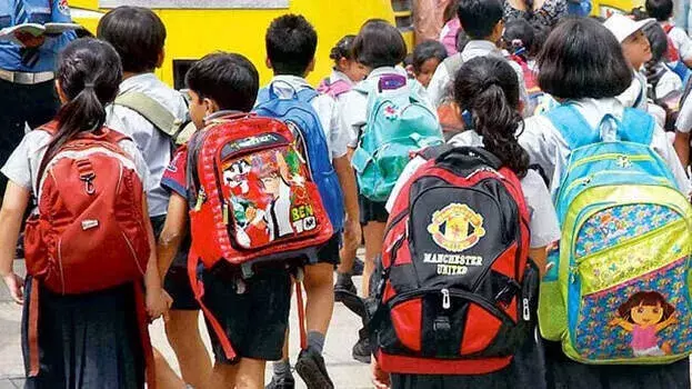 Kerala: बच्चों के बेहतर भविष्य के लिए स्वास्थ्य और शिक्षा विभाग की संयुक्त पहल Kerala: बच्चों के बेहतर भविष्य के लिए स्वास्थ्य और शिक्षा विभाग की संयुक्त पहल