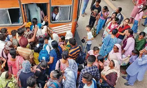 Punjab में महिलाओं को मुफ्त यात्रा के लिए आधार कार्ड की जगह स्मार्ट कार्ड मिलेंगे