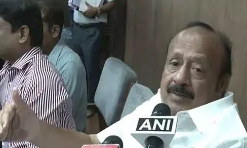 सिर्फ हिंदी जानने वाले उत्तर भारतीय पानीपुरी बेचने आ रहे हैं: Tamil Nadu minister सिर्फ हिंदी जानने वाले उत्तर भारतीय पानीपुरी बेचने आ रहे हैं: Tamil Nadu minister