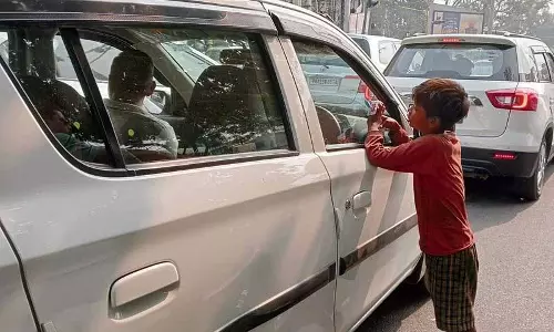 Nawanshahr में भीख मांगते मिले बच्चे को बचाया गया