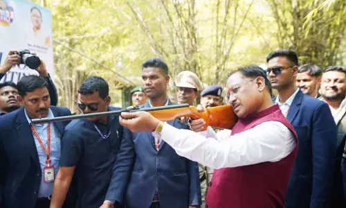 CM साय ने 10 रुपए की टिकट कटाकर एडवेंचर स्पोर्ट्स का लिया आनंद