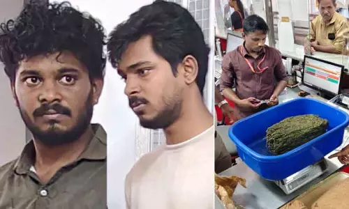 Post ऑफिस पार्सल में 7.3 किलो गांजा मिला; दोनों भाई गिरफ्तार Post ऑफिस पार्सल में 7.3 किलो गांजा मिला; दोनों भाई गिरफ्तार