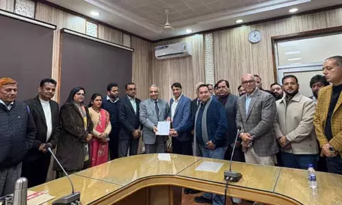 KATRA: हितधारकों ने उच्च स्तरीय समिति को ज्ञापन सौंपा, रोपवे परियोजना पर चर्चा की KATRA: हितधारकों ने उच्च स्तरीय समिति को ज्ञापन सौंपा, रोपवे परियोजना पर चर्चा की