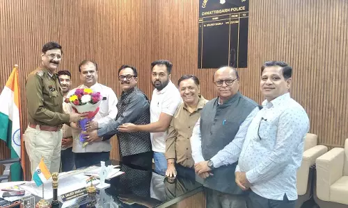 रायपुर पुलिस कमिश्नर संजीव शुक्ला से सौजन्य भेंट सिंधी काउंसिल ऑफ इंडिया छत्तीसगढ़ इकाई टीम की रायपुर पुलिस कमिश्नर संजीव शुक्ला से सौजन्य भेंट सिंधी काउंसिल ऑफ इंडिया छत्तीसगढ़ इकाई टीम की