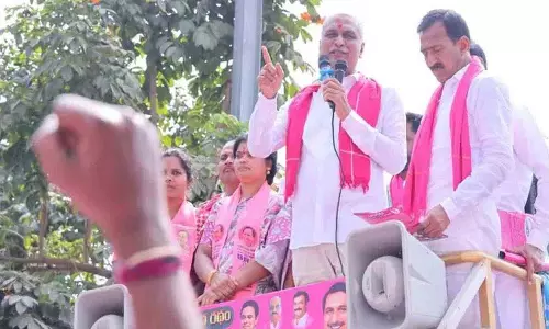 Harish Rao ने गजवेल में चुनाव प्रचार किया, केसीआर और रेवंत रेड्डी की आलोचना की