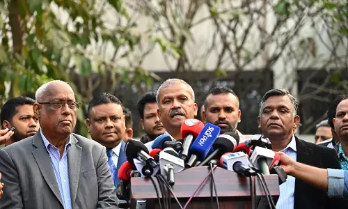 Bangladesh के खेल सलाहकार ने T20 वर्ल्ड कप पर पाकिस्तान के PM शरीफ़ की सराहना की Bangladesh के खेल सलाहकार ने T20 वर्ल्ड कप पर पाकिस्तान के PM शरीफ़ की सराहना की