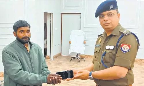 Bareilly: गुम हुए फोन लौटे, चेहरे खिल उठे