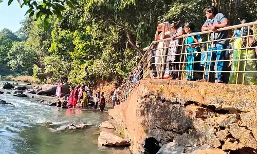 Sirsi : सहस्रलिंग स्थल पर सुविधाओं का भ्रम Sirsi : सहस्रलिंग स्थल पर सुविधाओं का भ्रम