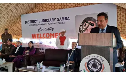 जस्टिस नरगल ने Samba में न्यायिक इंफ्रास्ट्रक्चर और कामकाज की समीक्षा की जस्टिस नरगल ने Samba में न्यायिक इंफ्रास्ट्रक्चर और कामकाज की समीक्षा की