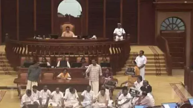 Kerala: पोट्टी की नियुक्ति को लेकर विवाद, विधानसभा का सत्र स्थगित