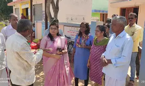 Chamarajanagar : ग्राम पंचायतों के लिए जी.पी. सीईओ का अचानक दौरा Chamarajanagar : ग्राम पंचायतों के लिए जी.पी. सीईओ का अचानक दौरा