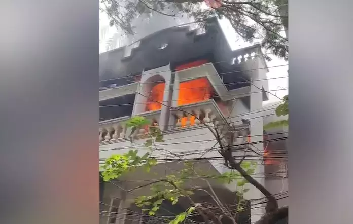 Hyderabad : गांधीनगर में महिलाओं के हॉस्टल में आग लगी