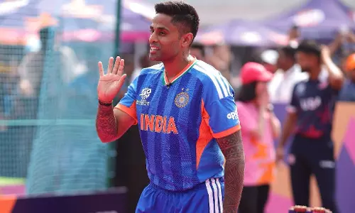 SKY ने पाकिस्तान के T20 वर्ल्ड कप मैच का बॉयकॉट करने पर प्रतिक्रिया दी SKY ने पाकिस्तान के T20 वर्ल्ड कप मैच का बॉयकॉट करने पर प्रतिक्रिया दी