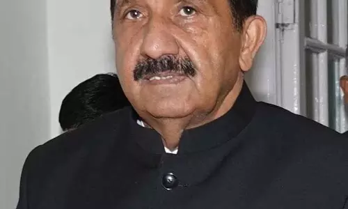केंद्र को रेल, एयरपोर्ट प्रोजेक्ट्स को पूरी तरह से फंड देना चाहिए: Deputy CM Agnihotri केंद्र को रेल, एयरपोर्ट प्रोजेक्ट्स को पूरी तरह से फंड देना चाहिए: Deputy CM Agnihotri