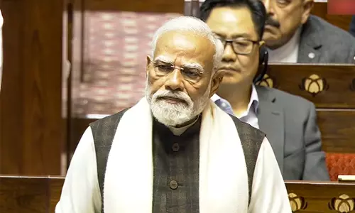 PM Modi के खड़गे पर तंज कसने के बाद राज्यसभा में हंगामा, विपक्ष ने वॉकआउट किया