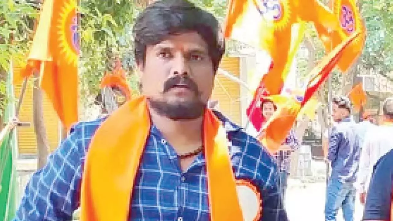 HC ने प्रवासी मामलों में एक्टिविस्ट पुनीत केरेहल्ली को आंशिक राहत दी HC ने प्रवासी मामलों में एक्टिविस्ट पुनीत केरेहल्ली को आंशिक राहत दी